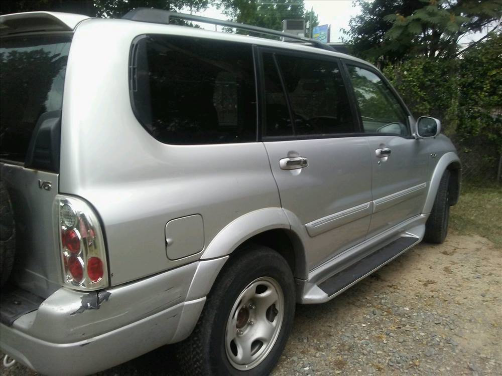 2004 Suzuki XL7