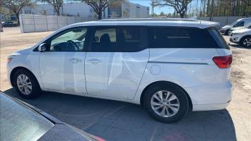 2017 Kia Sedona
