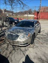 2013 Chrysler 200 Sedan