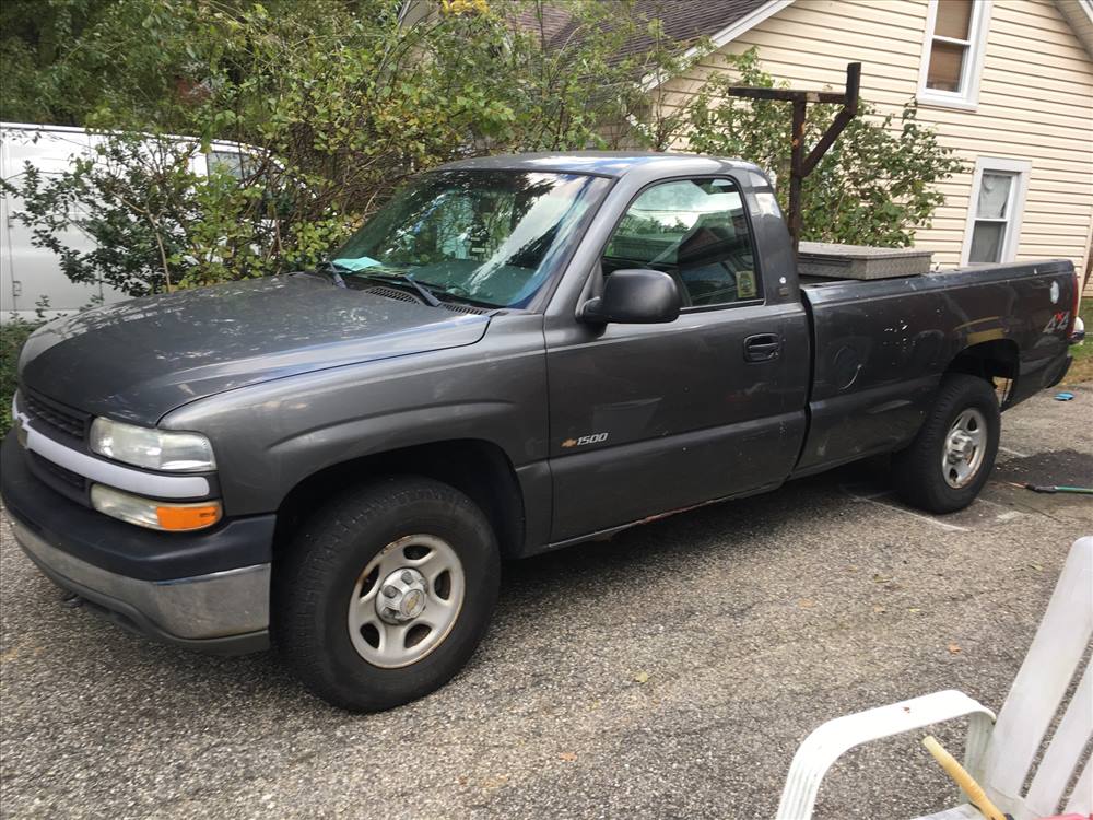 2002 Chevrolet Silverado Regular Cab (2 doors)