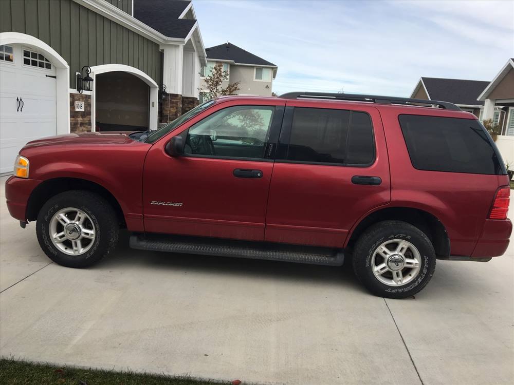 2004 Ford Explorer