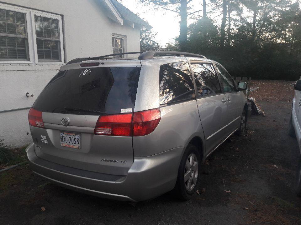 2004 Toyota Sienna