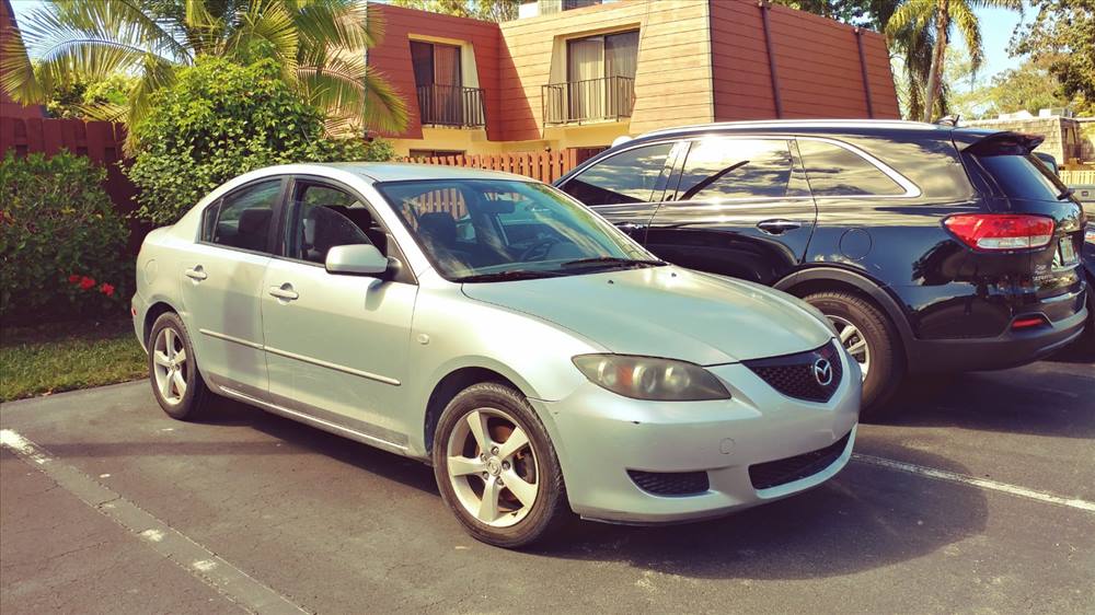 2005 Mazda 3 Sedan
