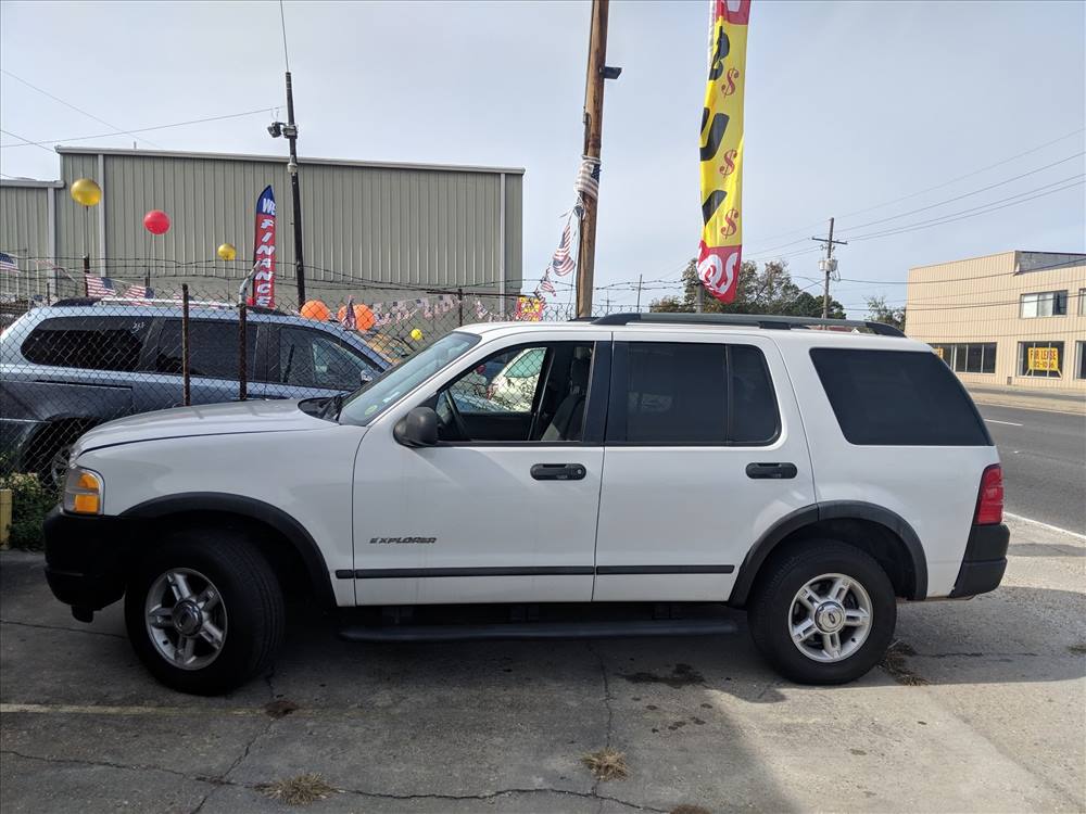 2004 Ford Explorer