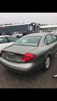 2002 Ford Taurus Sedan