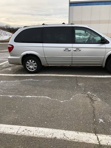 2005 Chrysler Town & Country